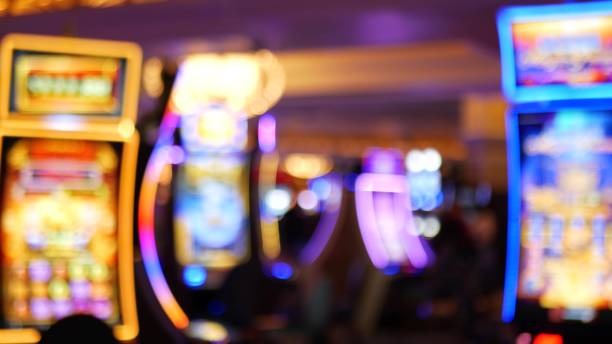 slot malaysia mobile interface showing Liga 1 market feed and live dealer lobbies